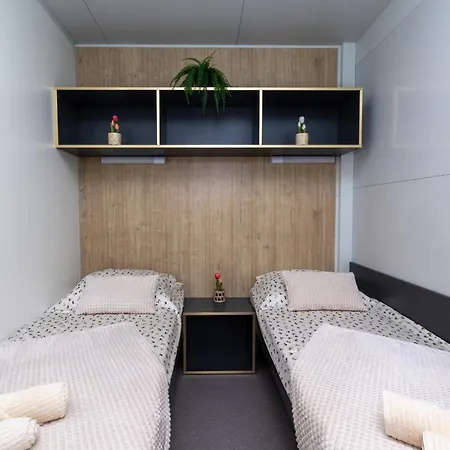 Mobile Kiara, * Pakoštane
